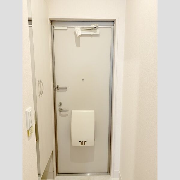 フルール・ド・スリジェⅢ 玄関入口