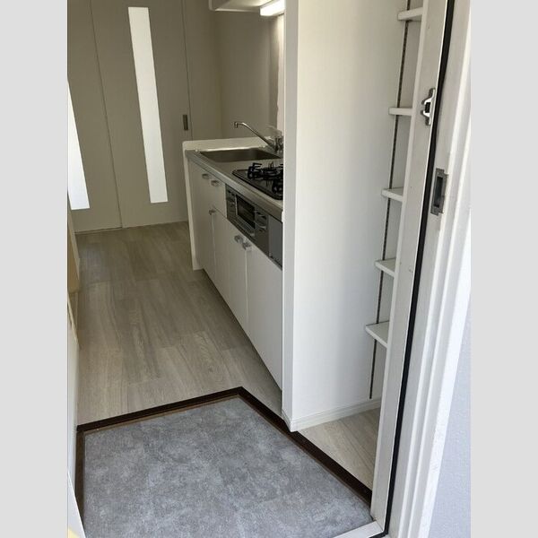 サンクレストせど 玄関