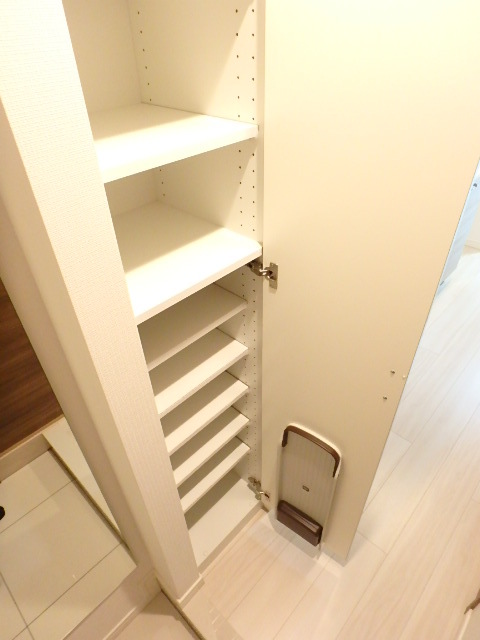 ガーラ・ヴィスタ練馬 ◆シューズクローゼット◆