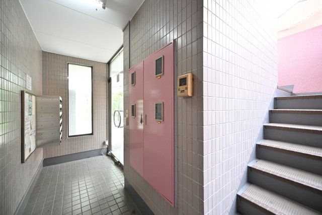 ＮＹマンション2階 エントランス