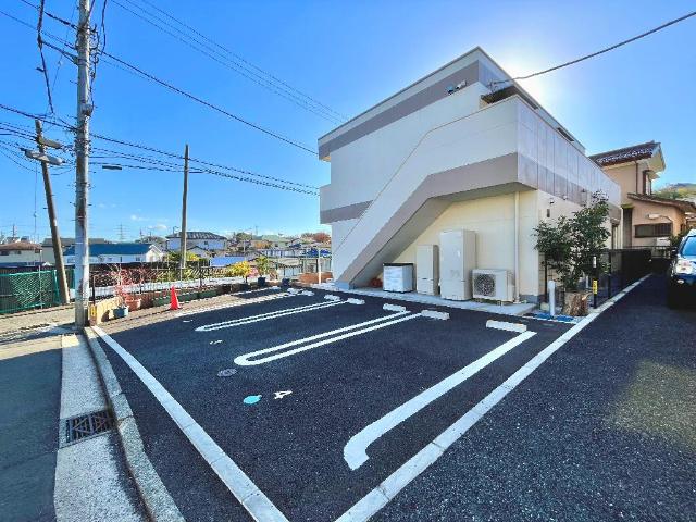 Oak tree（オークツリー）201号室 外観写真（昼）