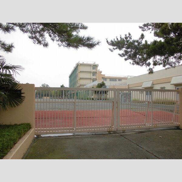 エスポワール　Ⅱ 江戸川区立東葛西中学校まで872m