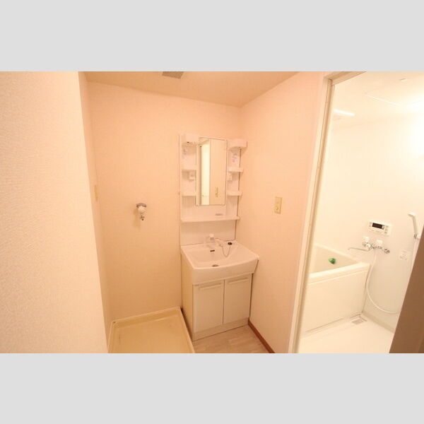 フォーラム北綾瀬 朝シャンらくらく洗髪洗面化粧台!