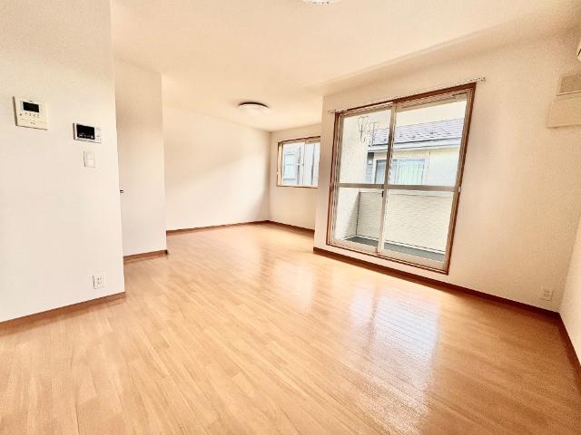 ネオハイム リビング