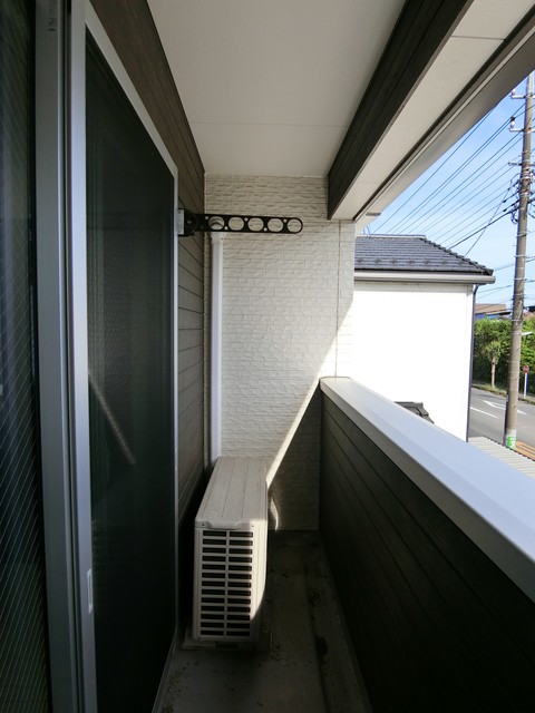 ジュネス日野 バルコニー