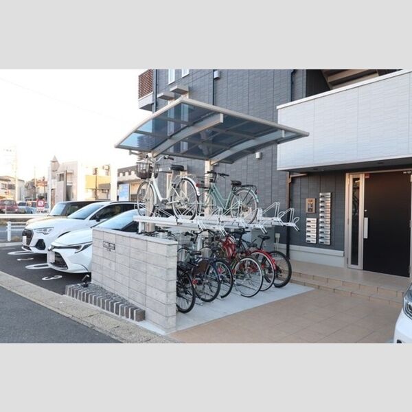 Ferro　Pino 駐輪場