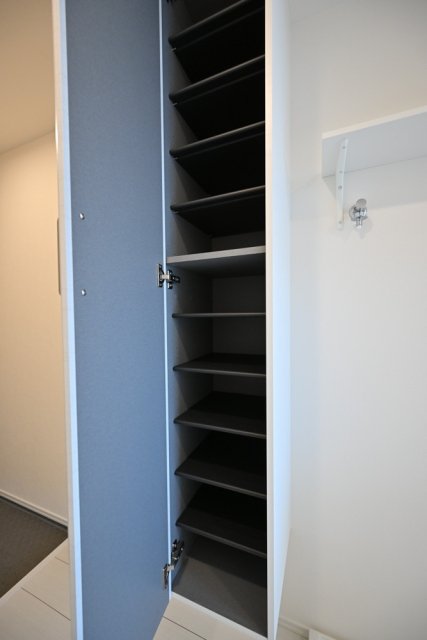 長楽町屋レジデンス4階 靴入