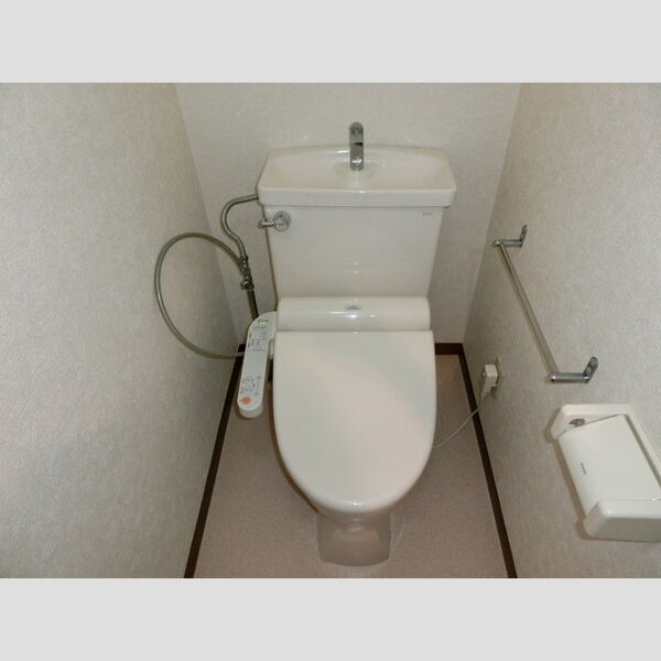 オーシャンビュー壱番館704号室 温水洗浄暖房便座