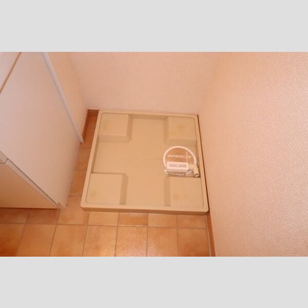 ヴィアノ　Ⅰ102号室 室内洗濯機置き場