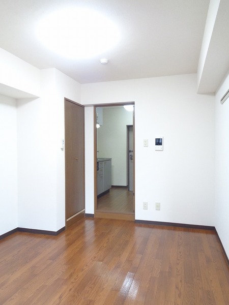 ルーブル新宿西落合Ⅱ リビング