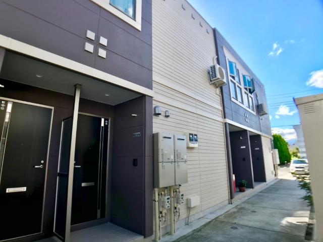 Ｓｅｒ　Ｖｏｌａｒ（セル・ボラール） 外観写真（昼）