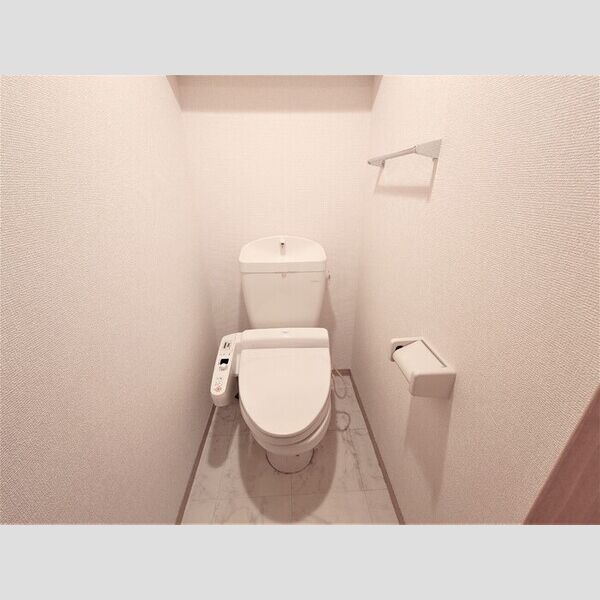 ヴァンセンヌ302号室 温水洗浄暖房便座