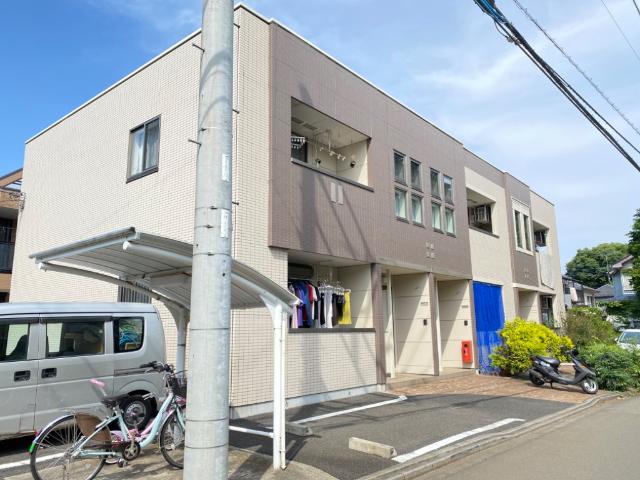 パルティール 外観写真（昼）