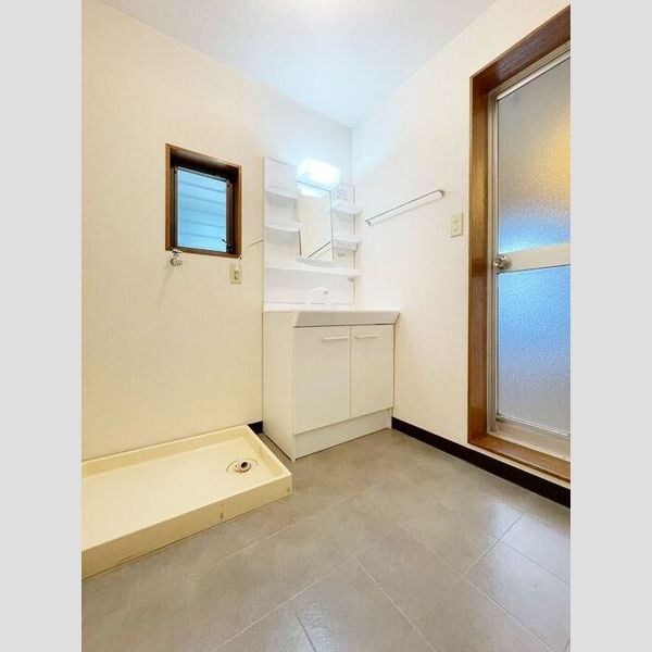 イーストグランドール　B 洗面室