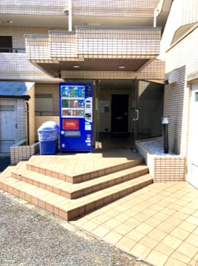 伊勢原コーポフロンティア101号室 エントランス