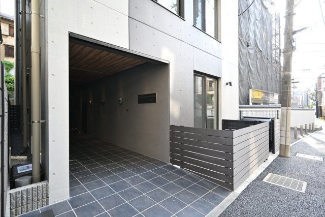 ＥＳ－Ｇｒａｎｄｅ文京白山3階 エントランス