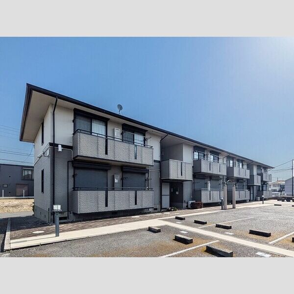 ロイヤル・スクエア Bの外観画像