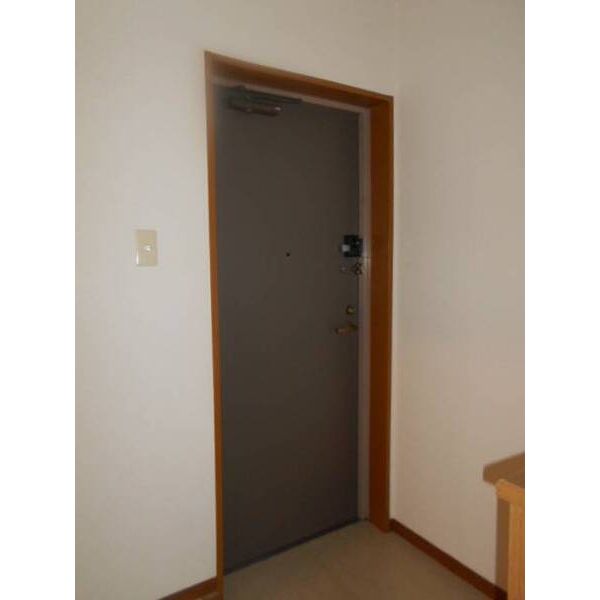 ハローズ稲毛0306号室 玄関