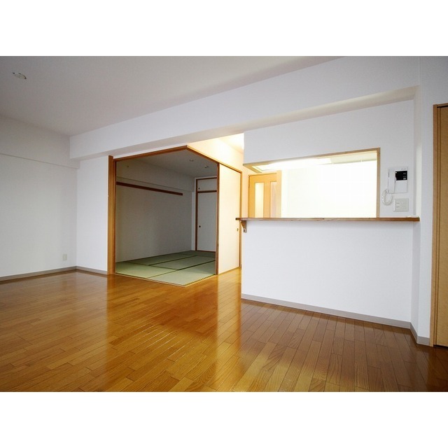 アインズコート稲毛小中台プライムコート リビング