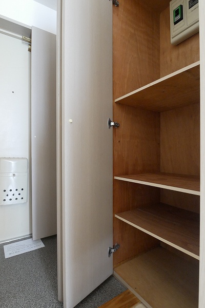 ライオンズマンション横浜反町310号室 同建物別部屋の参考画像