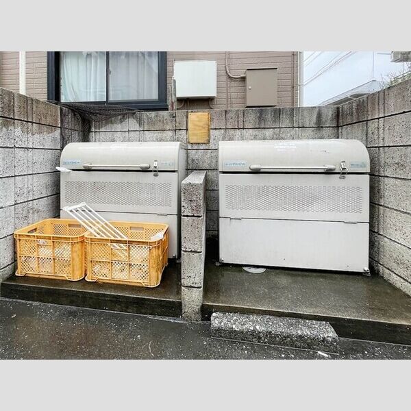 フレマリール国立 ごみストッカー