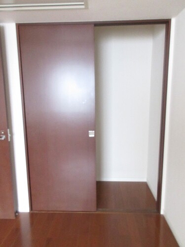 みなとみらいミッドスクエア　ザ・タワーレジデンス29階 ウォークインクロゼット　※2023年10月撮影