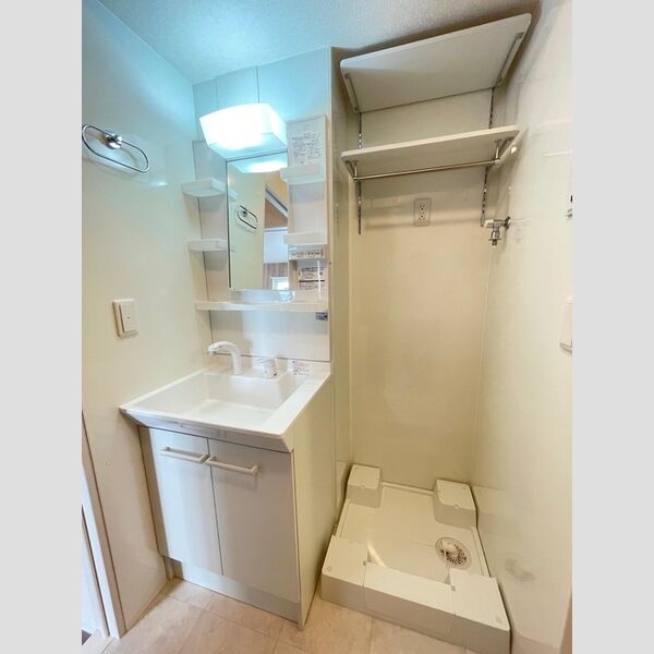 ルポ湘南 洗髪洗面化粧台