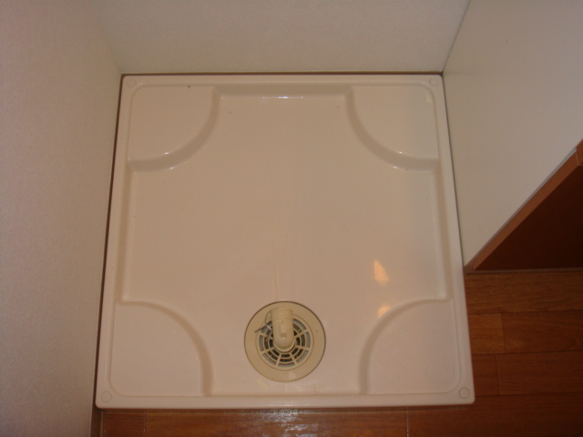 ラ・メゾン・Ｋ102号室 洗濯機置場