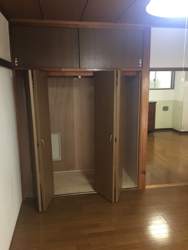 イカリハイツ4階 収納