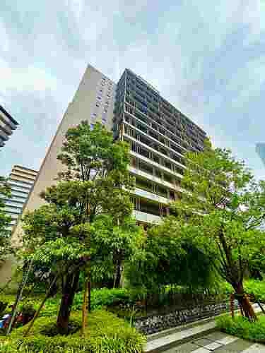 ＨＡＲＵＭＩ　ＦＬＡＧ　ＰＡＲＫ　ＶＩＬＬＡＧＥ　Ｄ棟 外観