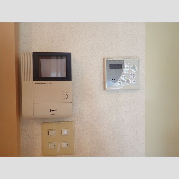 プリーマヴェール　B202号室 TVインターホン