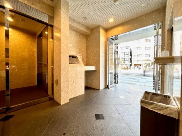 ＫＤＸレジデンス元浅草4階 エントランス