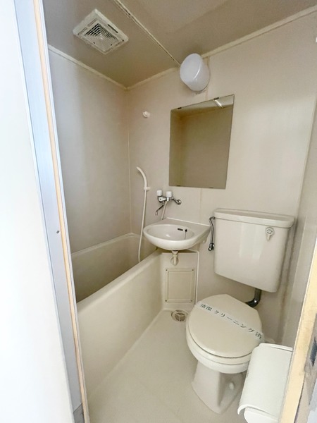 グリーンハイツ西町102号室 同建物別部屋の参考画像