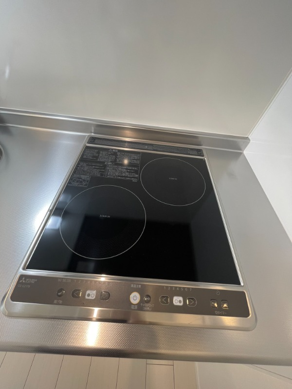 IL MEZZO DI TOKYO，TRE 2口IH