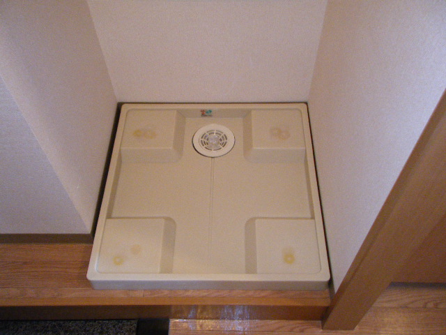 ビオス北朝霞311号室 洗濯機置場