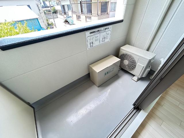 charme・toit（シャルム・トワ）206号室 ベランダ