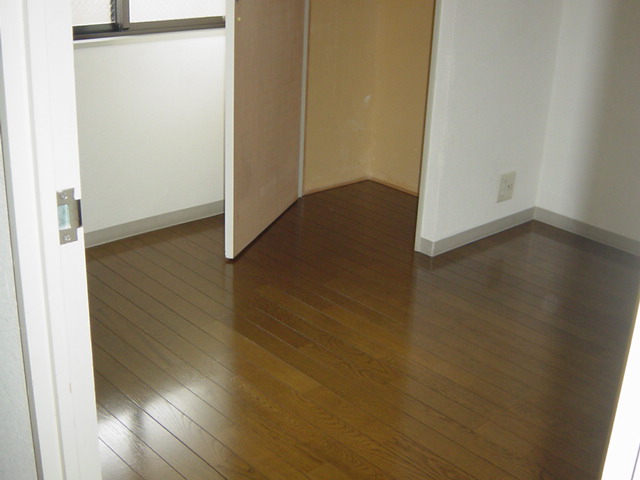 レジデンス２１00207号室 洋室