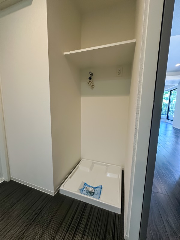 アーバンパーク代々木6階 洗濯機置場
