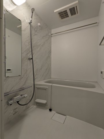 ミオテゾーロ哲学堂カーザ0103号室 お風呂