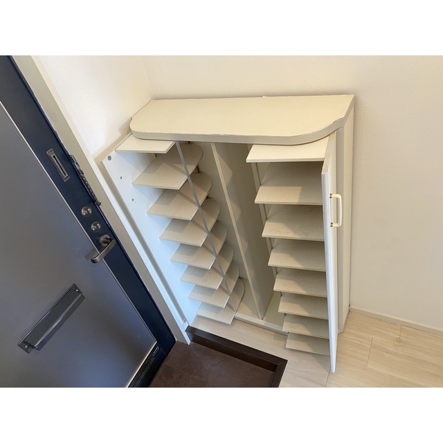 オークタウン 内観