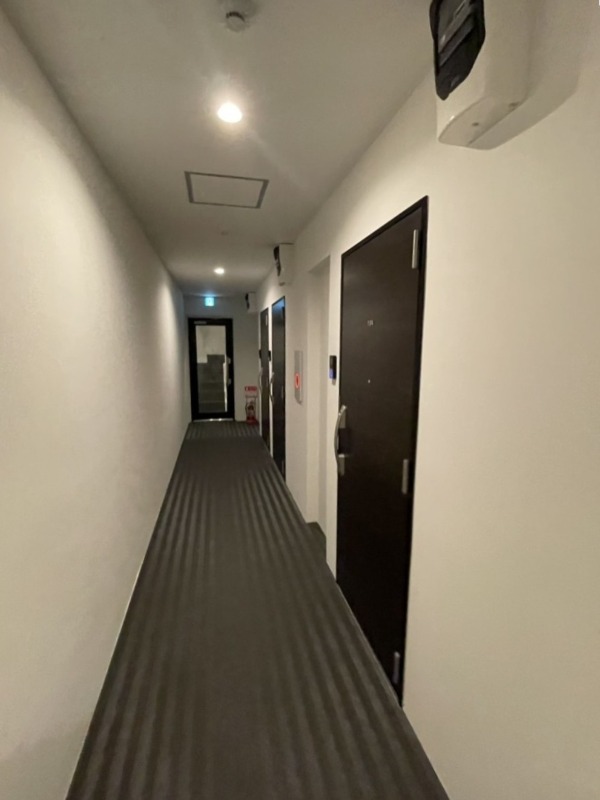 Mレジデンス1階 共用廊下