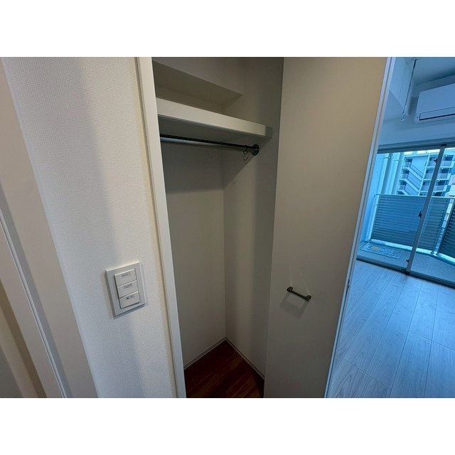 プレール・ドゥーク横濱子安701号室 内観