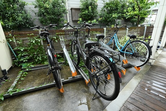 TRIBECA（トライベッカ）3階 駐輪場