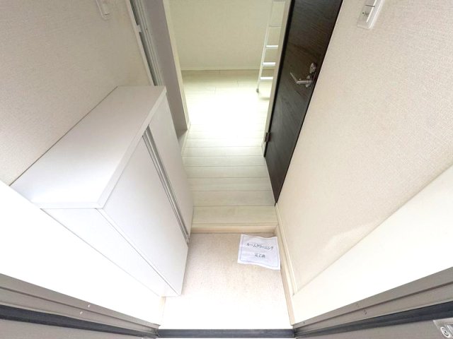 アーヴェル浅間台 玄関