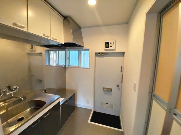 ＮＫハイツ102号室 玄関