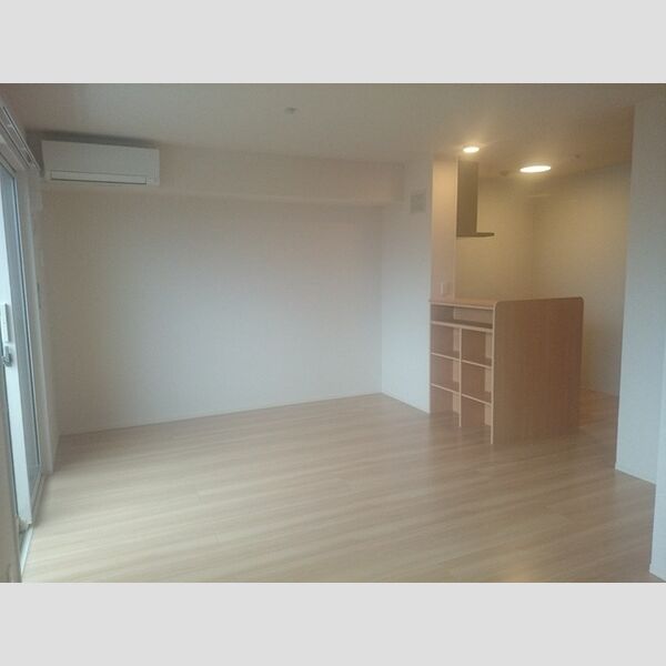 セントポーリア リビング