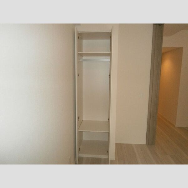 プレミスト金町 クローゼット