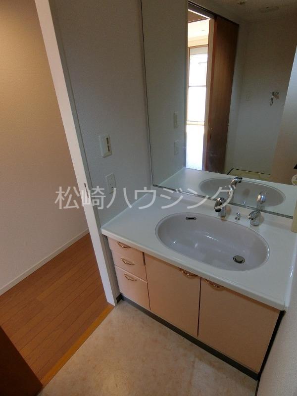 藤和シティホームズ新井薬師前 洗面