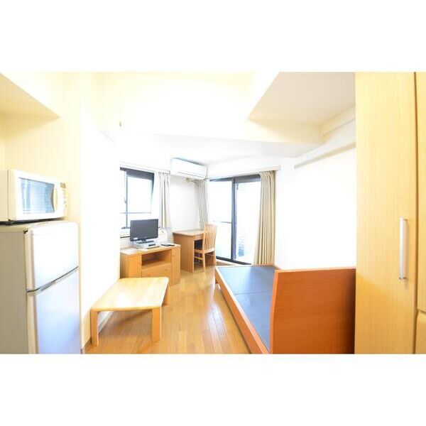 ドエルイン大井町110号室 リビング