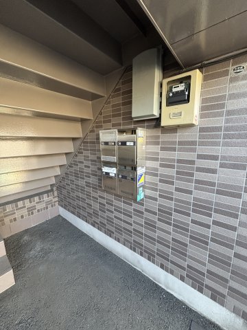 ランドステージ202号室 集合ポスト